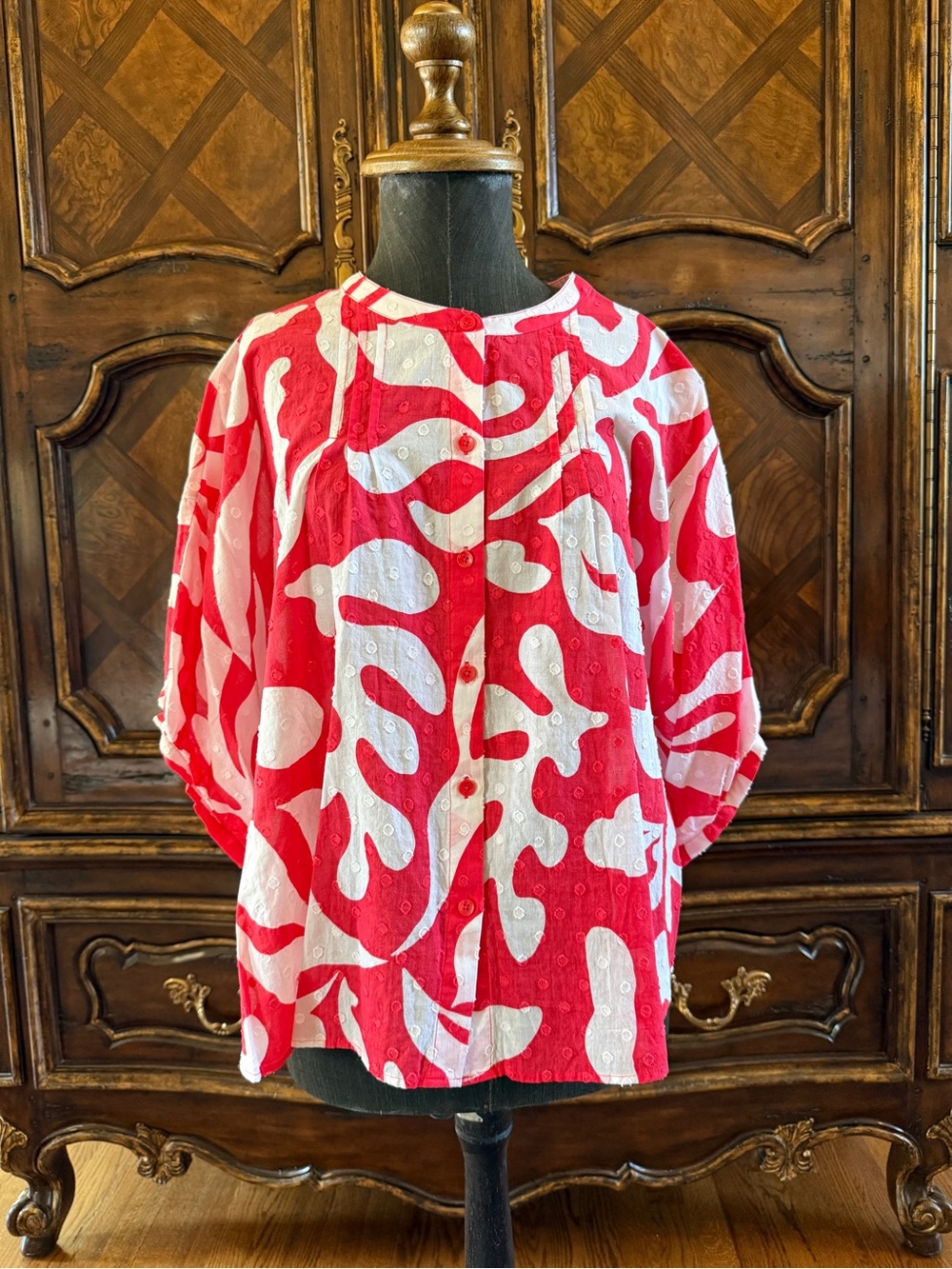 Chico's Red and White Abstract Print Button-Front Top